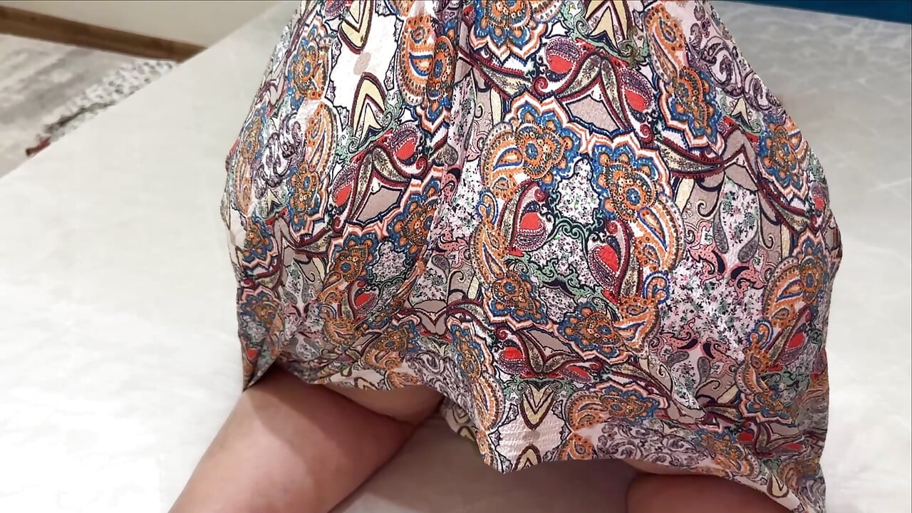 Yaşlı ev hanımı büyük götü sikildiğinde mutlu oluyor