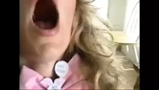 Kölemi eğitmek - paskalya tavşanı eşek sikiş, yutmak, vb.