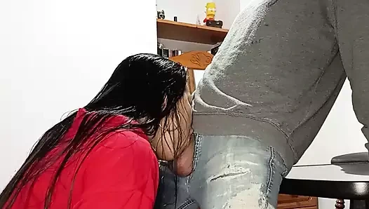 Üvey babam için büyük derin gırtlak