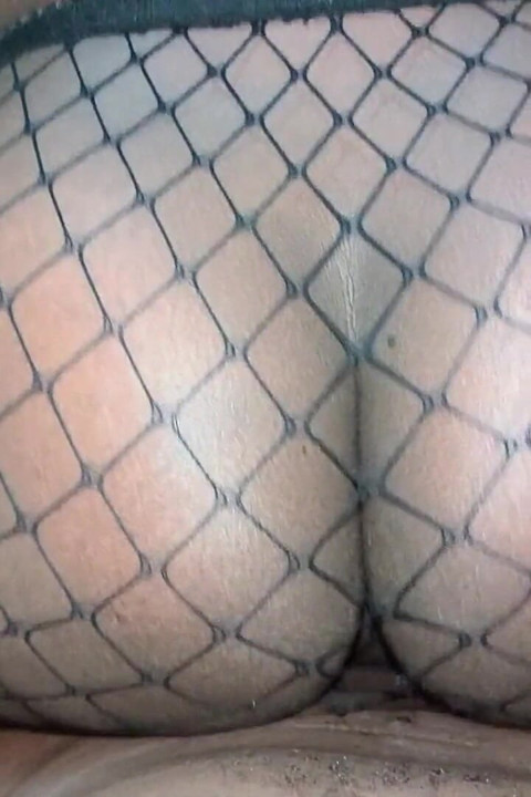 Seksi Abanoz Amatörler, Gece Boyunca Erkek Arkadaşını Baştan Çıkarmak Için Rolünü Oynuyor