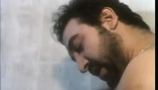 Seksi kıllı amcık yalıyor büyük yarak emiyor... ağzına boşalma