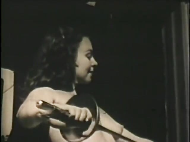 Eski nostaljik büyük memeli kızlar