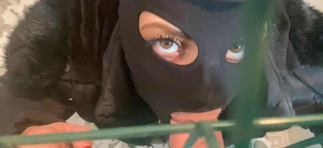 Orta yaşlı seksi kadın ep 21'in maceraları bir kaltak tuzağa düşürüyor