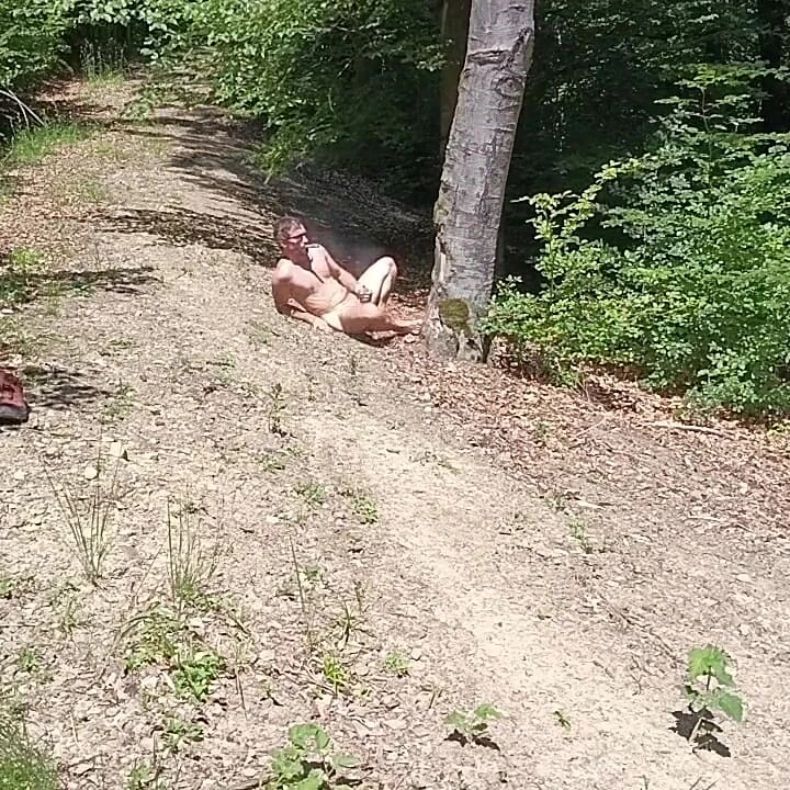 Yolun ortasında sert fap ve karnına boşalma