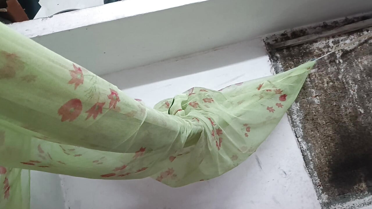 Closeup fucking of desi girl in clear hindi