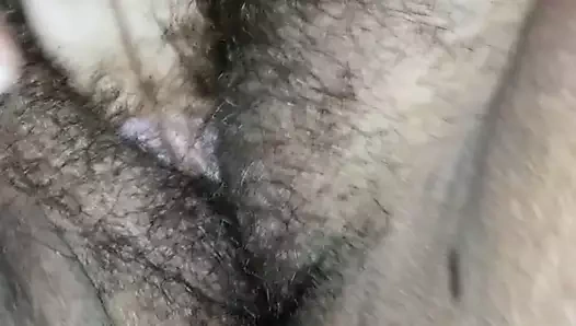 Kremsi bbw yumruk becerdin