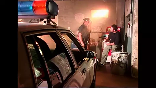 Krystal polise karşı çalmak