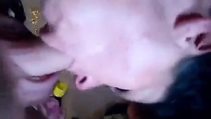 pis İngiliz sürtük boğaz sikme