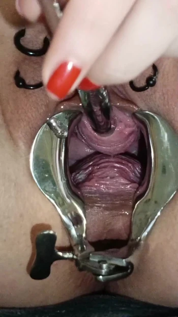 Незабываемый момент из "Sklavins еще одна тренировка писсера для ее господина!"