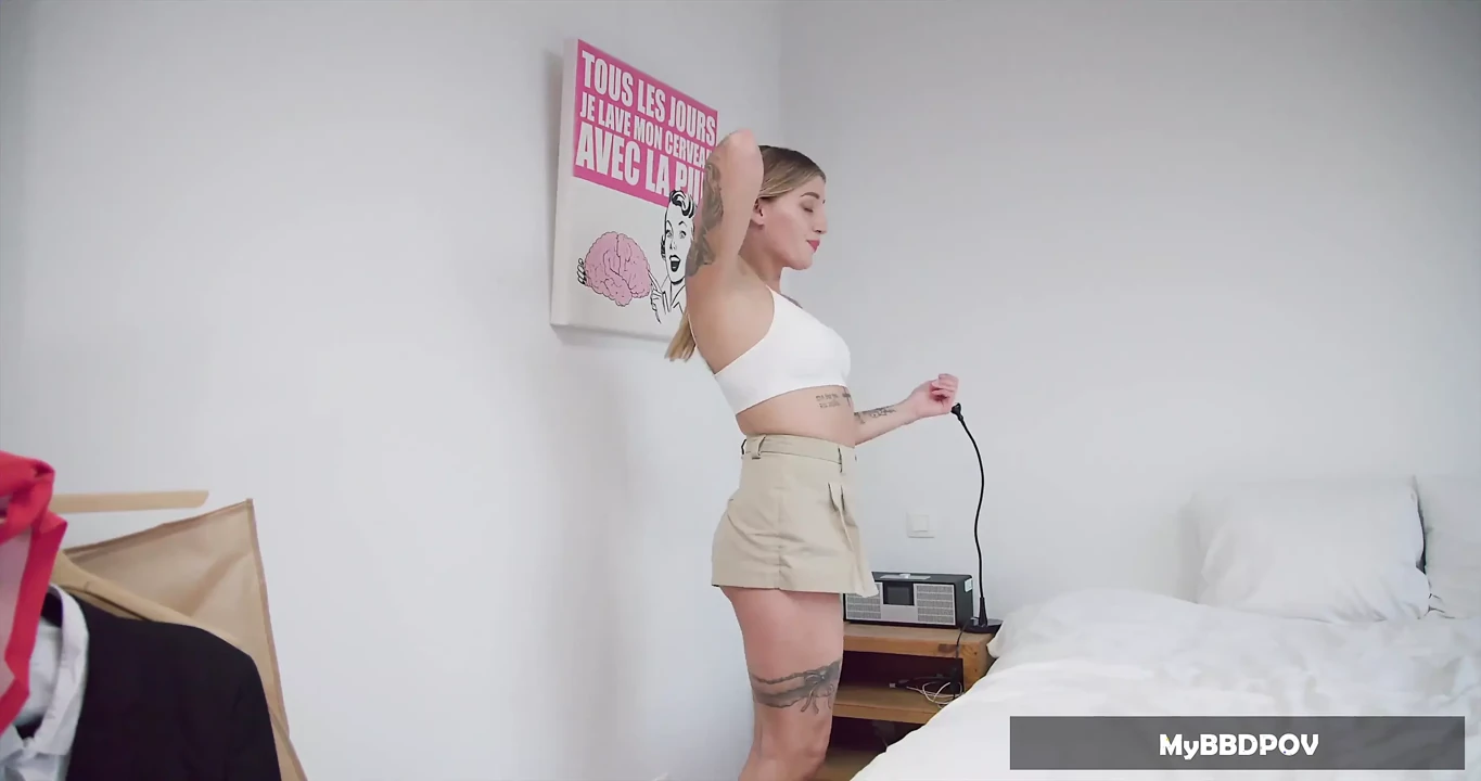 yıldızı Silvia Dellai ile ırklararası anal bakış açısı
