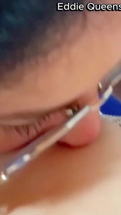 İlk kez eddie queensand reyna tirana ile stripchat'te canlı üçlü seks yaşıyorum amatör Arjantin bölüm 2 | Klip 1