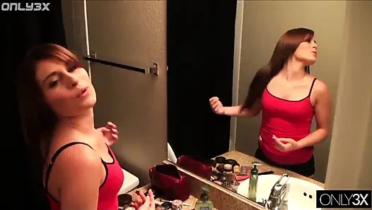 Brynn Jay erkek arkadaşının büyük yarağını sikmeyi ve emmeyi seviyor premium düzenleme only3x