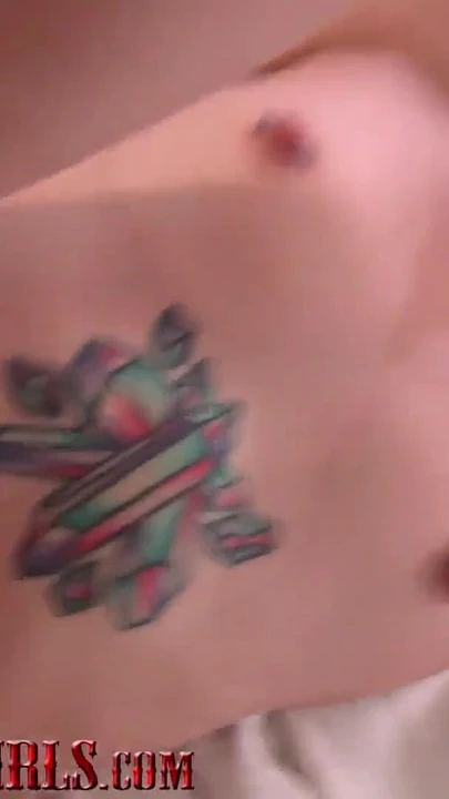 Dede sikikleri güzel genç model ile Creampie | Klip 2