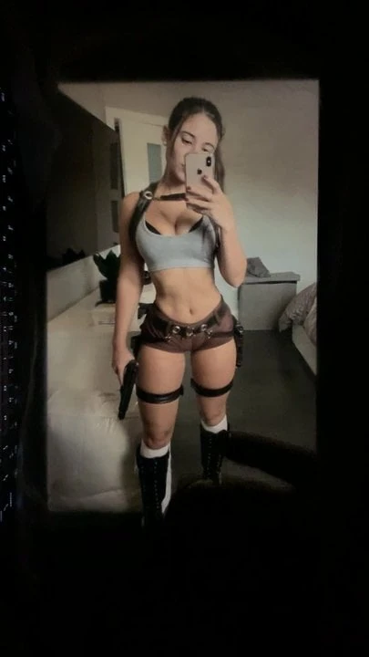 Tomb raider cosplay haraç