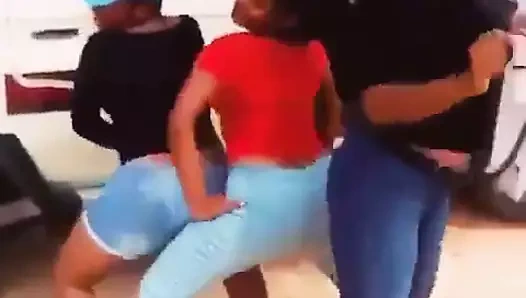 png twerking gelen wabag ve tari kızlar.