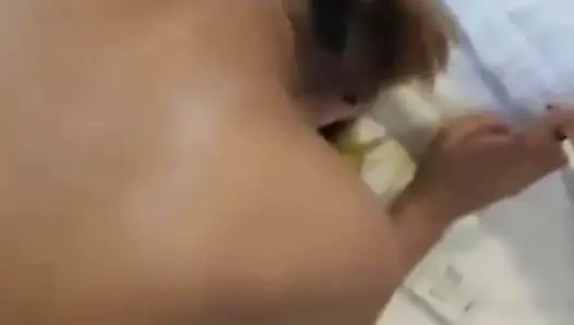 Büyük götlü Çinli kız