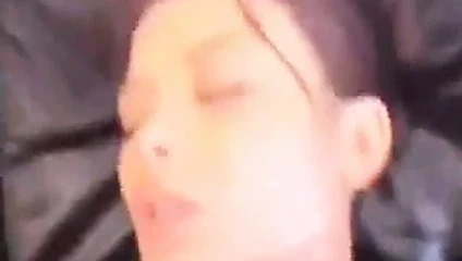 Asya genç eş ile traş kedi