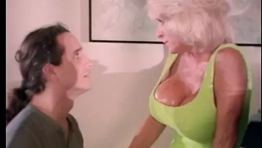 Muhteşem sarışın fahişe emme horoz ve gırtlak tonlarca meni hoşlanır