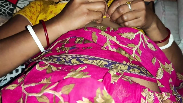 Tumpa yengem ve üvey erkek kardeşim evde amcık seksi