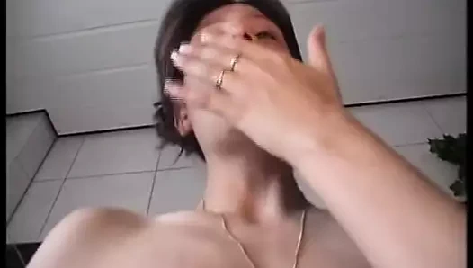 Alman milf masturbating.mp4