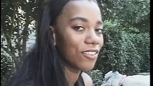 Külotsuz siyah amigo kızın dil bağlama