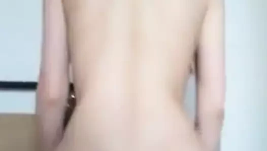 Asyalı kovboy kız