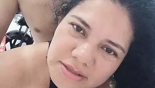 Sevdiğim her gün emiyor