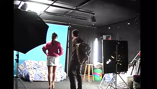 Üvey erkek kardeşimin karısını sikiyorum