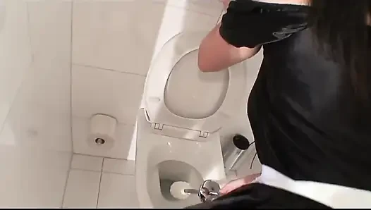 Sürtük hizmetçi