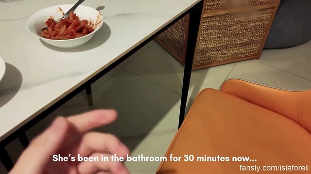 Yalnız komşu büyük yarağımla oynamayı bırakamıyor