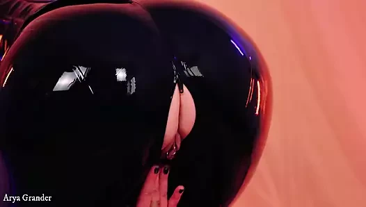 Lateks ateşli azdırma videosu, lastik catsuit arya grander
