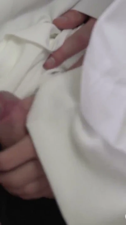 Rahip baştan genç twink ve sikikleri onun sıkı pislik ham | Klip 1