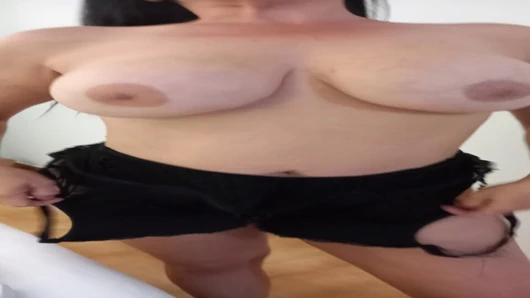 OTELDE BULUŞUYORUZ VE SIKIŞIYORUZ