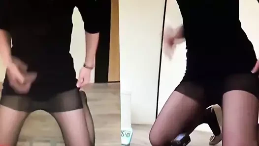 Japon göğüsleri külotlu çorap çiş