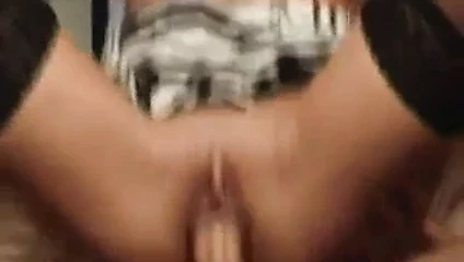 Laura perego siyah çorap seks #1