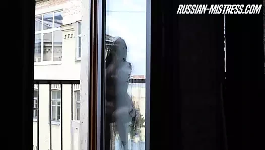 büyük göğüslü femdom metresi