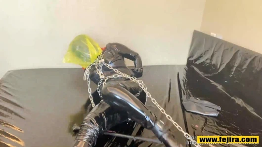 Fejira com – zincirler ve lateks başlıklar