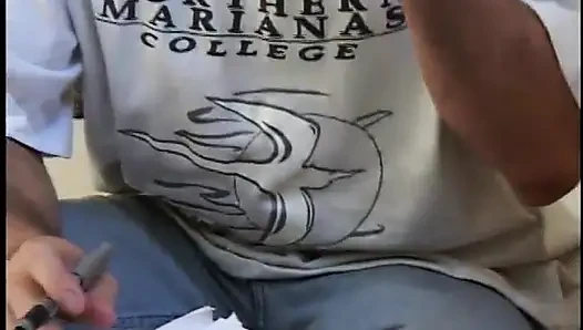 Büyük memeli güzel genç sarışın yarak emici büyük yarakla doluyor