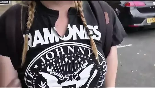 Sıcak asosyal İngiliz sürtük gets becerdin tarafından bir büyük züppe