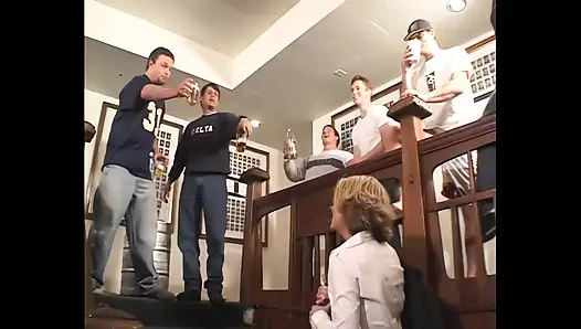 İlahi güzellik kontrolü eline alıyor