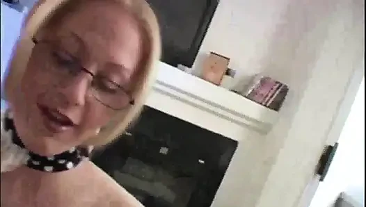 Jessika'nın edepsizce konuşan sikişi
