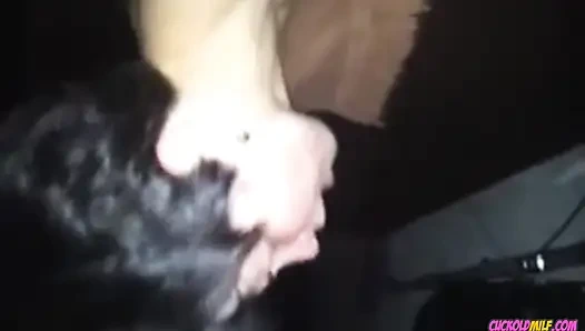 Aldatılan orta yaşlı seksi kadın - aldatan evli kadın