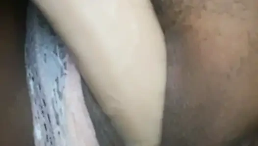 Latin kadın amına mastürbasyon yapıyor