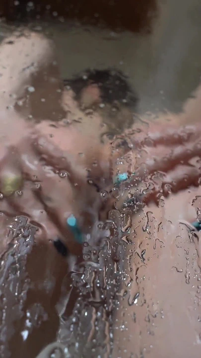 Özel Bir Hediye: Özel Duşum