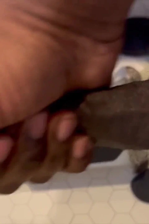 Asmr bardağa boşalıyor