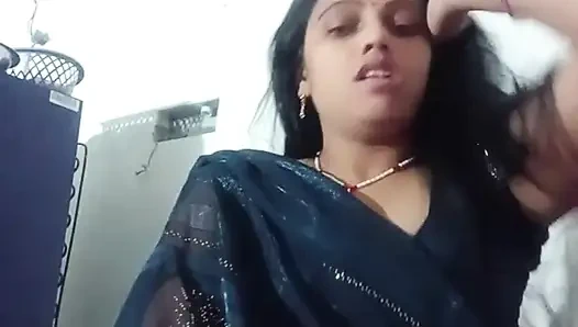 Aman tanrım! Üvey erkek kardeşim dün gece beni üvey babamı sikerken yakaladı