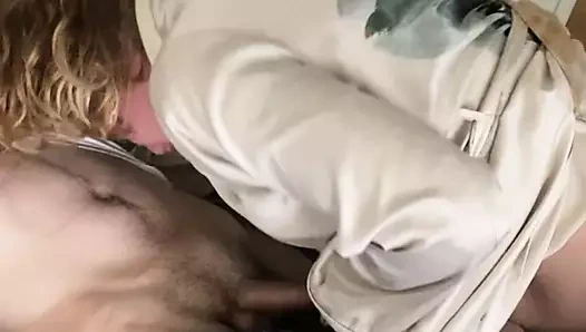 Karısı bir sürtük olmayı seviyor!!