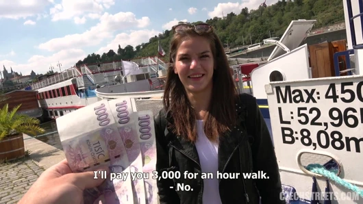 Çek sokakları - şimdiye kadarki en ürperen kız