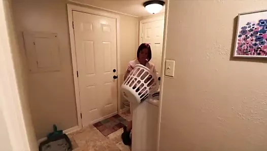 Üvey anne üvey oğlunu külot çekmecesinde yakalar - jane cane