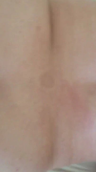 Aldatan orta yaşlı seksi kadın arkadan sikiliyor ve götüne boşaltıyor | Klip 1